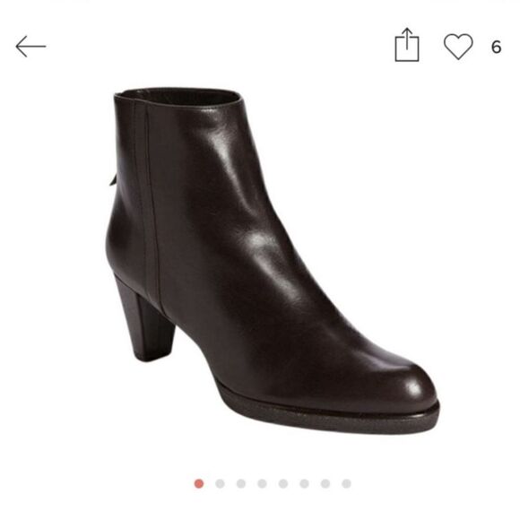 Stuart Weitzman black leather booties with zippered back Size 8 - Picture 1 of 8